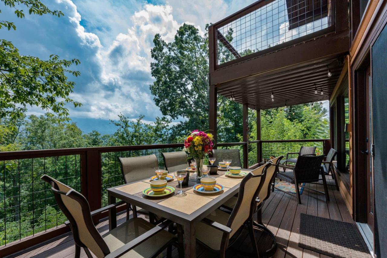 Twinflower Summit - Incredible Views, Pet Friendly! Gatlinburg Esterno foto