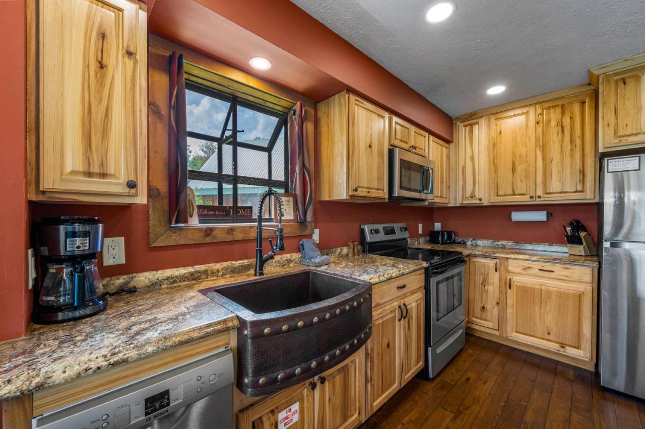 Twinflower Summit - Incredible Views, Pet Friendly! Gatlinburg Esterno foto